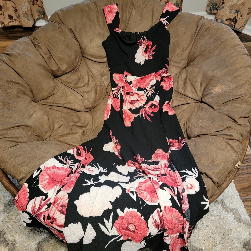 Women's dress A.Mendes Size 4 Black Floral